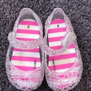 Baby girl jelly’s size 2
